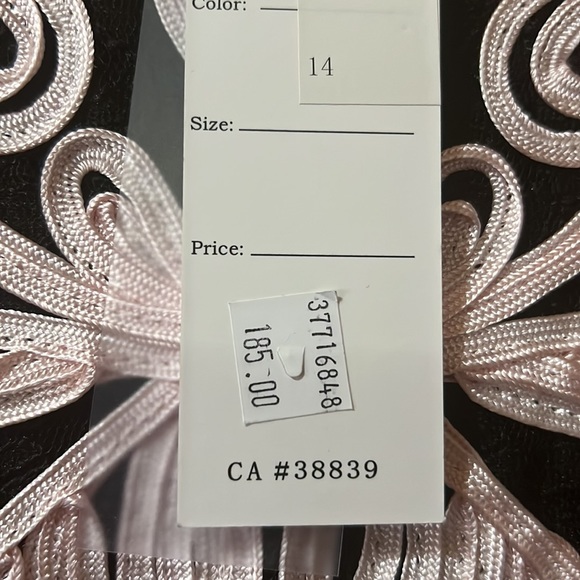 Ladies dress size 14 with tags attached. Beautiful pink design - Picture 3 of 3